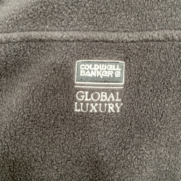 Patagonia Men’s Black Synchilla Fleece Vest - Picture 5 of 7